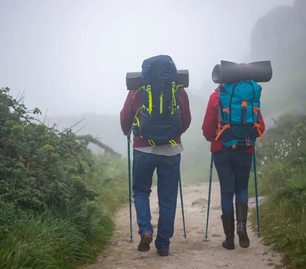 Bastones de trekking - ¿Qué llevar a Choquequirao? alista tu viaje