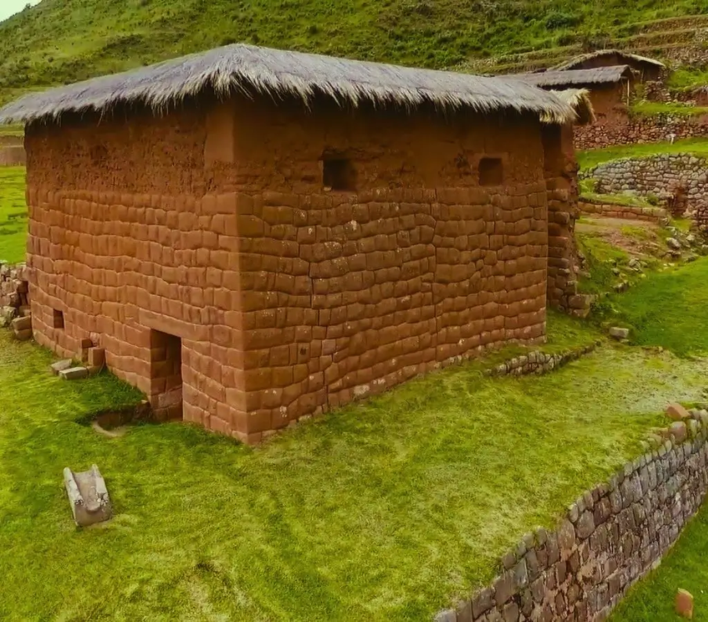 Viviende Huchuy Qosqo - Complexo Arqueológico Huchuy Qosqo (Qaryaqawana)