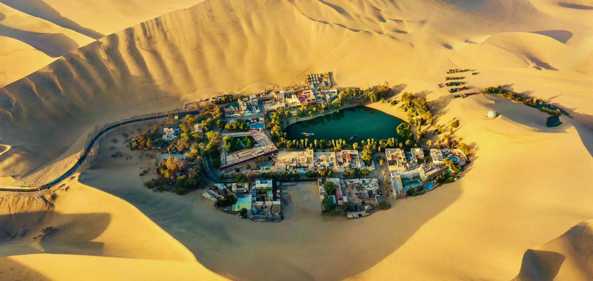 Oásis de Huacachina - Oásis no deserto de Ica