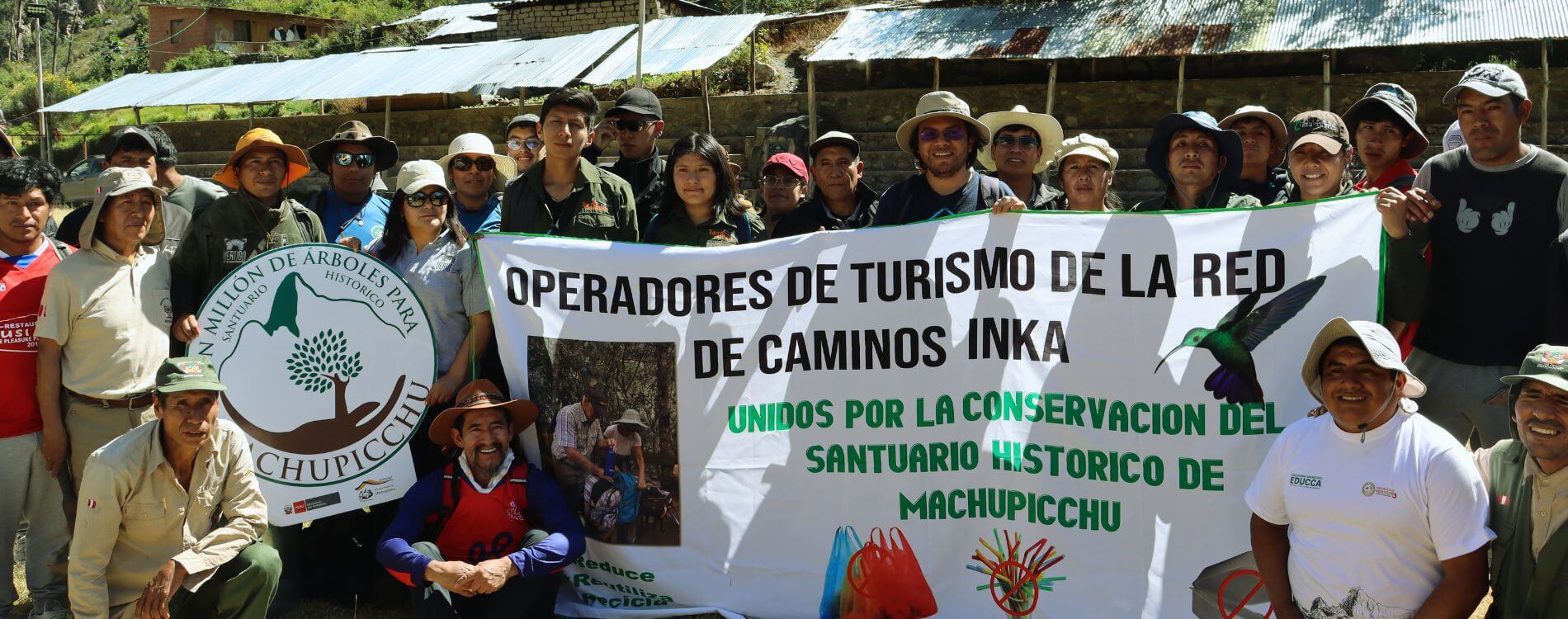 Illapa Culturas Andinas conserva Machu Picchu com uma jornada de manutenção de plantações nativas