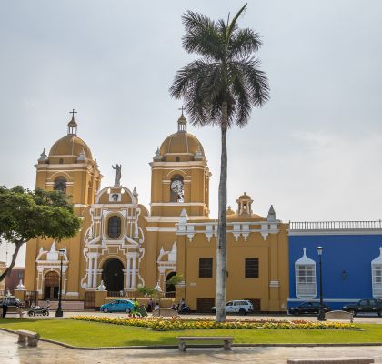 plaza de armas de Trujillo