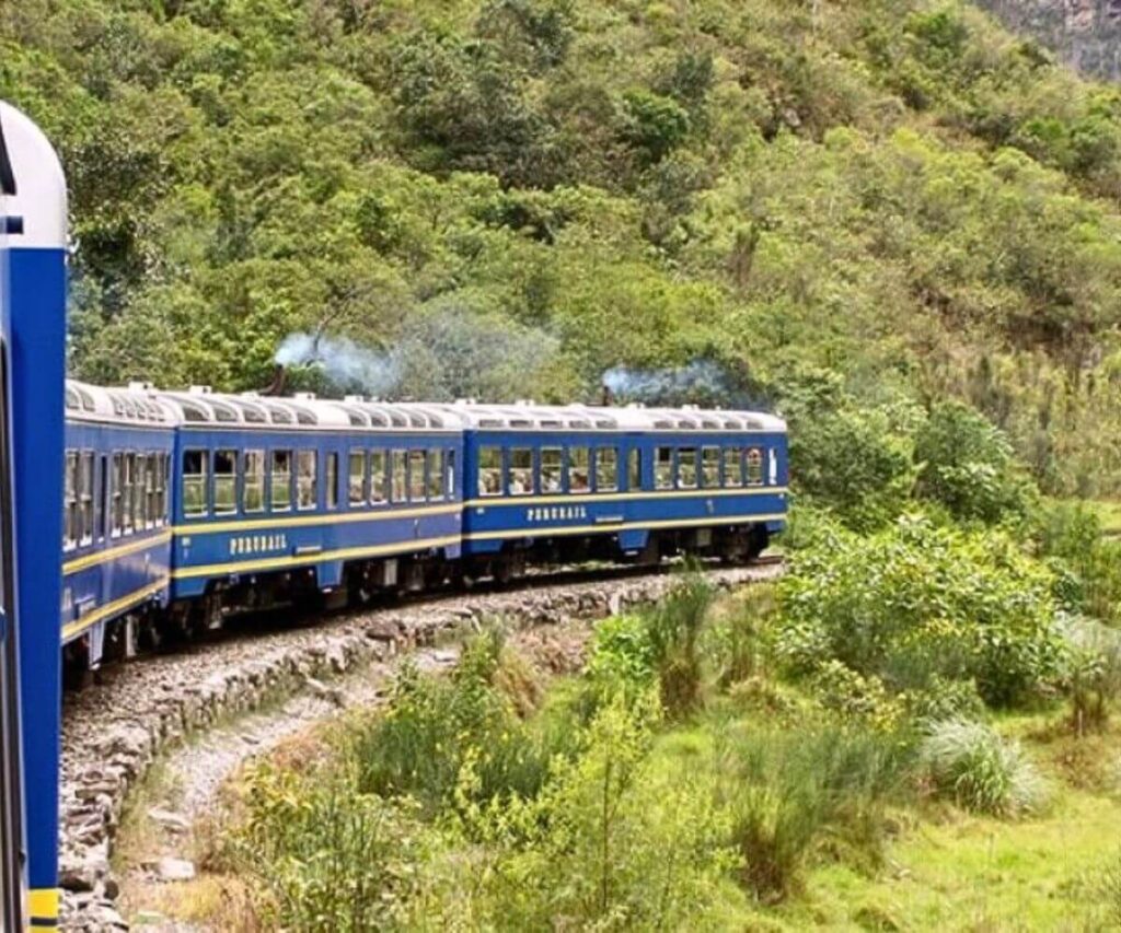 Viaje en tren a Machu Picchu