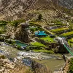 Atractivo tur&iacute;stico de Yura en Arequipa con paisaje natural y terrazas andinas