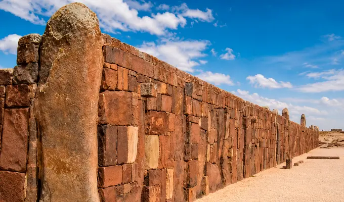 Muro exterior del Templo de Kalasasaya