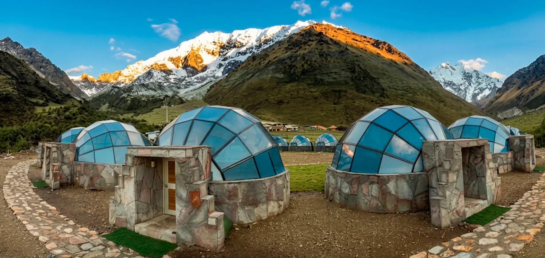 PASSEIO HUMANTAY BY SKY CAMP