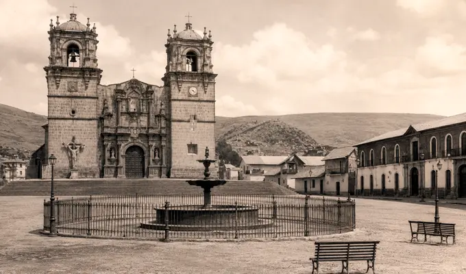 plaza de armas puno antiguo