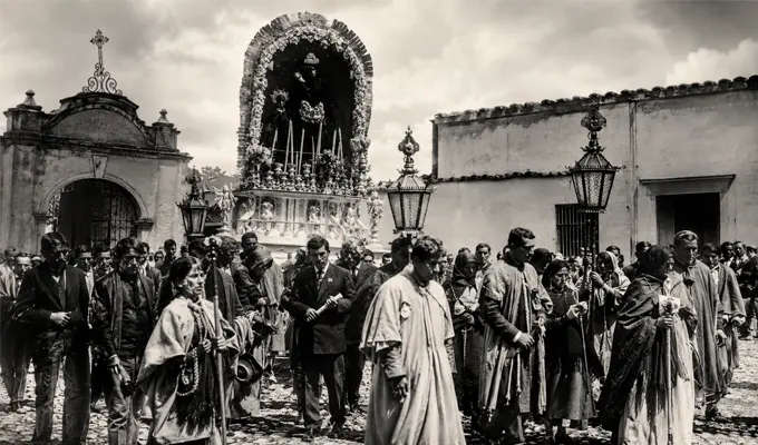 Senhor dos Milagres: história, tradição e devoção do Cristo Moreno no Peru 2 senor de los milagros antiguo